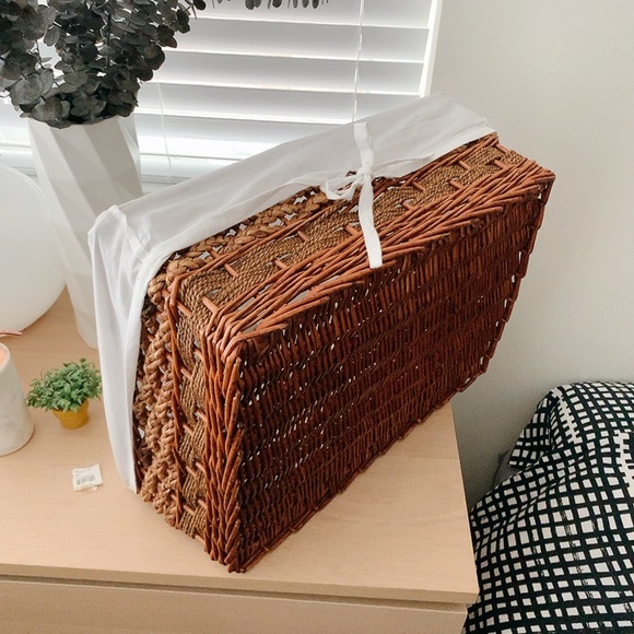 Extra large rattan basket with cotton inner - Picture 5 of 8